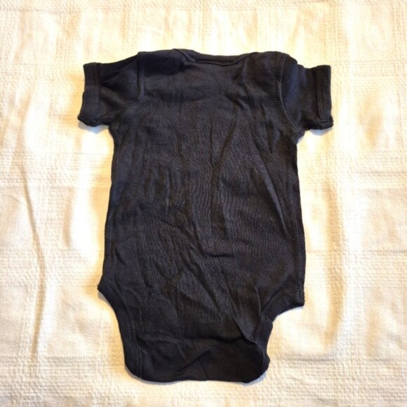 Boston Bruins baby bodysuit bundle 0-3 month, long sleeve top 6m VGUC - Picture 6 of 11